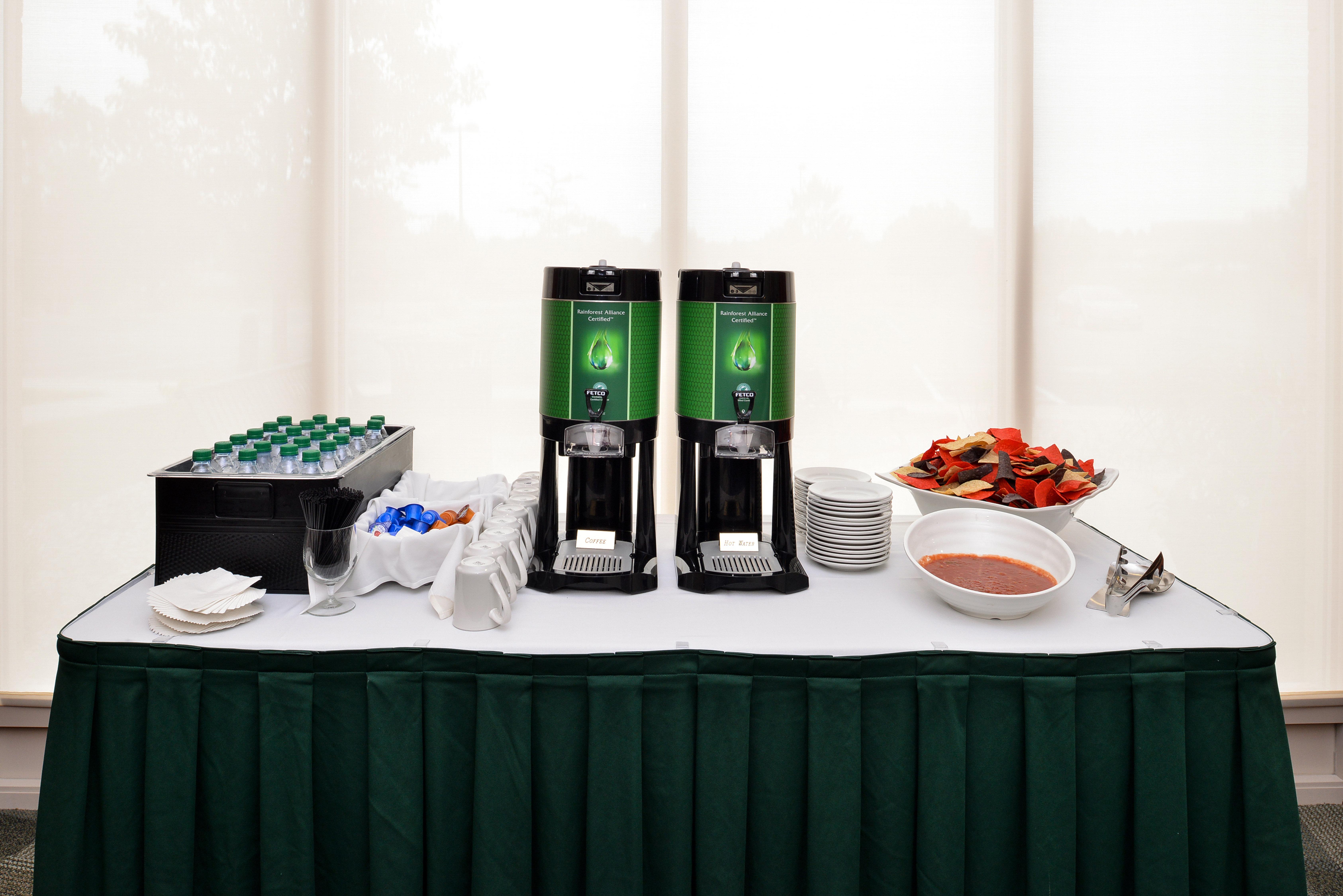 Holiday Inn Madison At The American Center By Ihg Екстер'єр фото