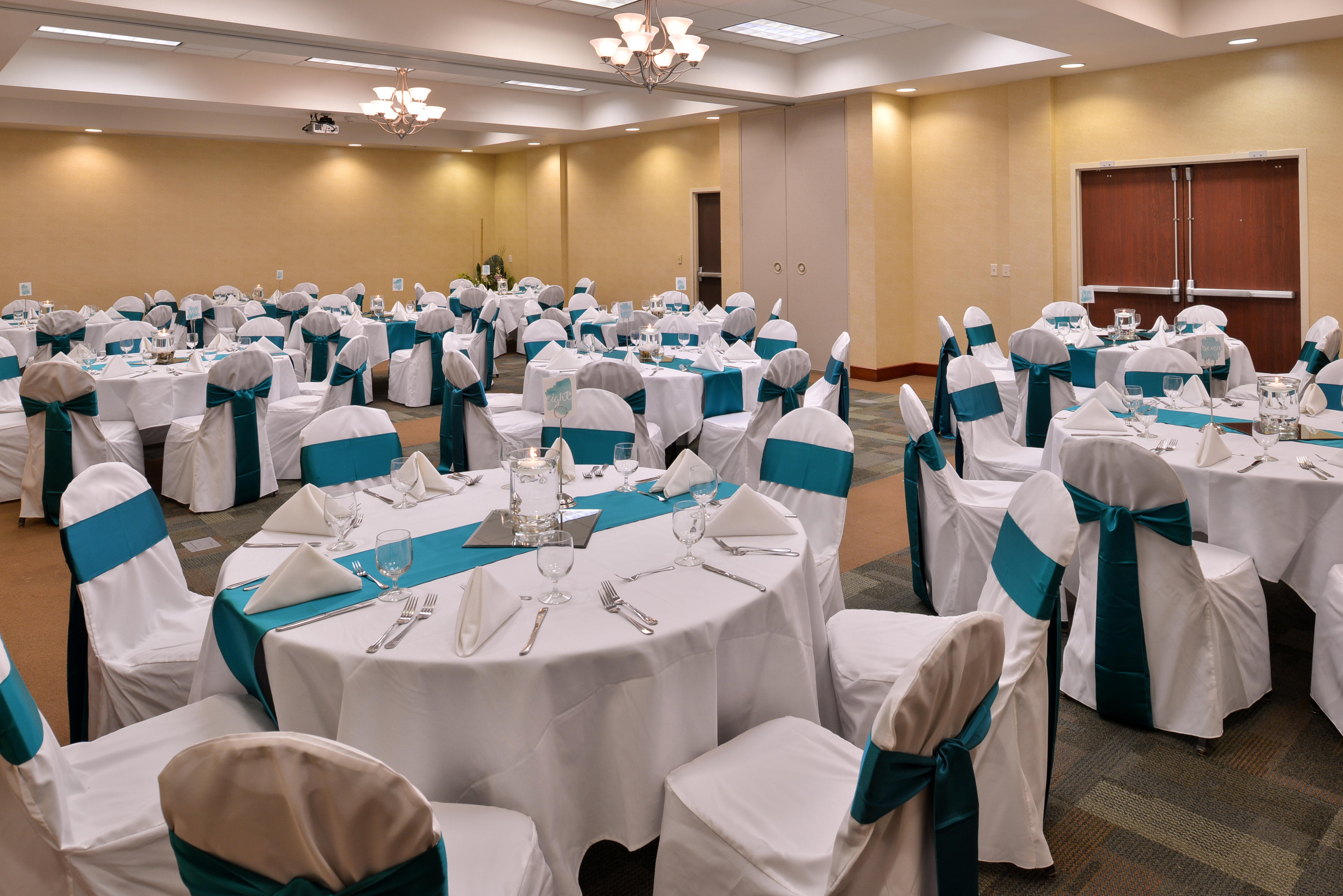 Holiday Inn Madison At The American Center By Ihg Екстер'єр фото